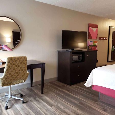 Hampton Inn Greensburg Exterior foto